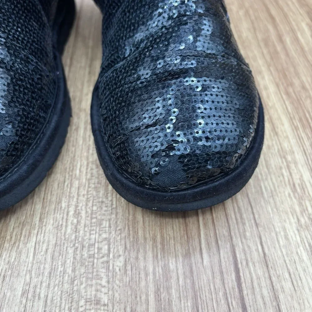 UGG CLASSIC SHORT SEQUIN SPARKLES BLACK BOOTS US 6/ EU‎ 37/ UK 4.5